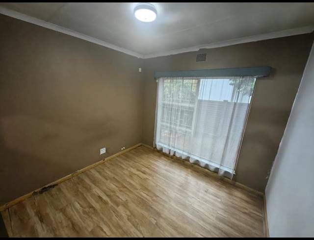 3 BEDROOM HOUSE FOR SALE IN VANDERBIJLPARK SE 6